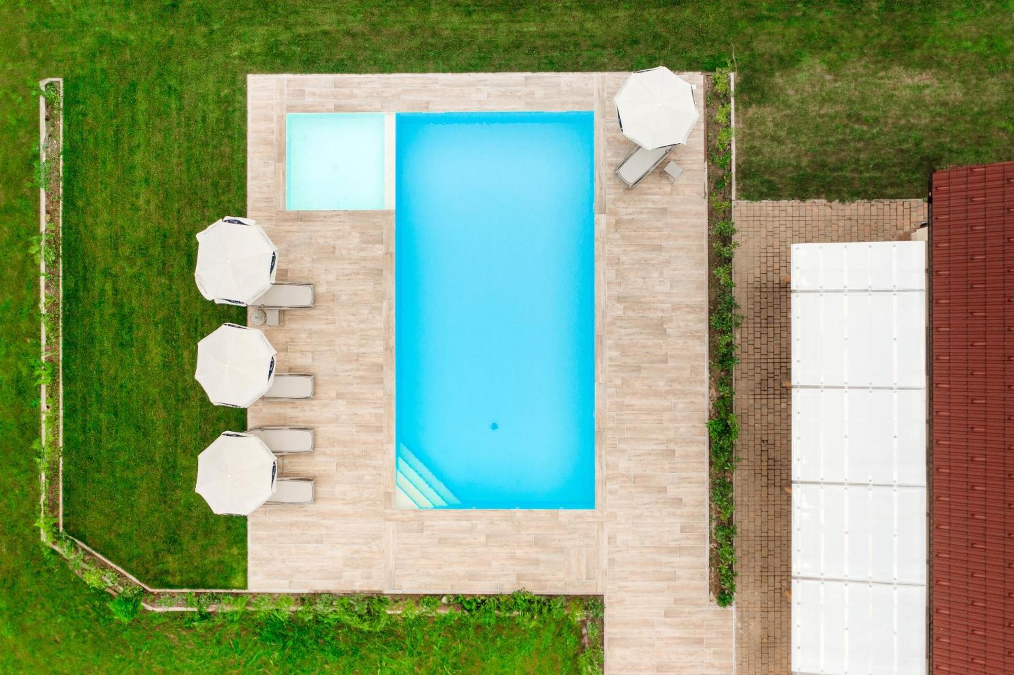 Tourist Farm Apartments Lovrec Jirsovci Kültér fotó