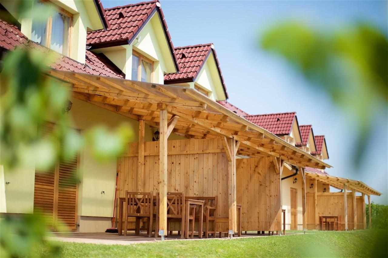 Tourist Farm Apartments Lovrec Jirsovci Kültér fotó