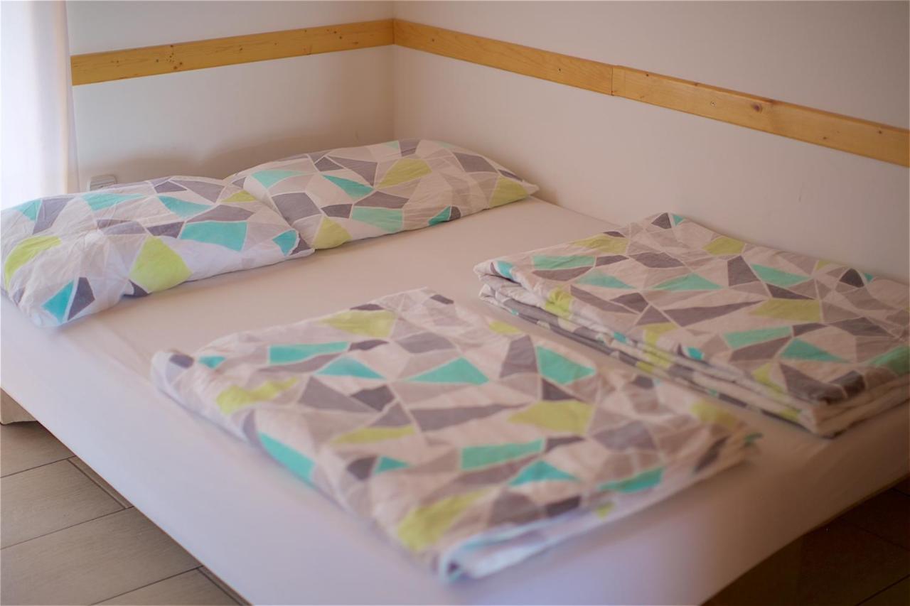 Tourist Farm Apartments Lovrec Jirsovci Kültér fotó