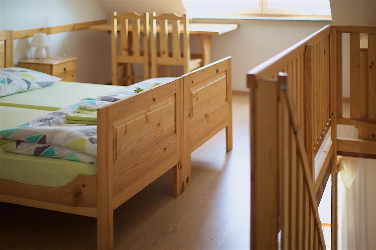 Tourist Farm Apartments Lovrec Jirsovci Kültér fotó